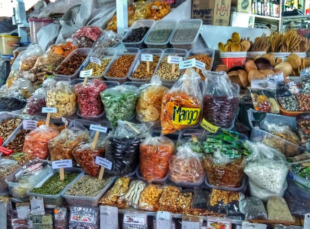 Exploring the Vibrant markets of Cusco